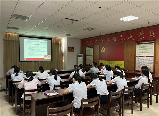 YB.COM组织参加疫情常态化下建筑企业经营管理风险管控培训